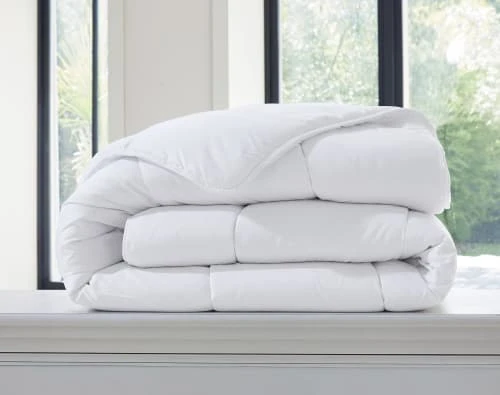 Becquet Couette 200x200 Blanche En Polyester 400g G/m² 4 Becquet Couette 200x200 Blanche En Polyester 400g G/m² – Image 2