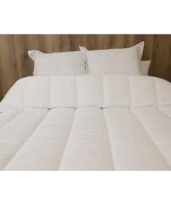 Linandelle Couette Blanche 550gr Hiver En Polyester Blanc 240x260 Cm -Boutique Maisons du Monde couette blanche 550gr hiver en polyester blanc 240x260 cm 1
