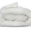 Abeil Couette Chaude Anti-acariens 140 X 200 Cm Polyester Blanc -Boutique Maisons du Monde couette chaude anti acariens 140 x 200 cm polyester blanc