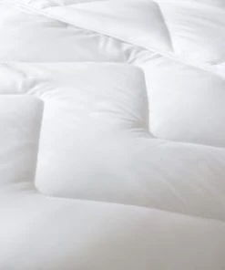 Abeil Couette Chaude Anti-acariens 140 X 200 Cm Polyester Blanc -Boutique Maisons du Monde couette chaude anti acariens 140 x 200 cm polyester blanc 2
