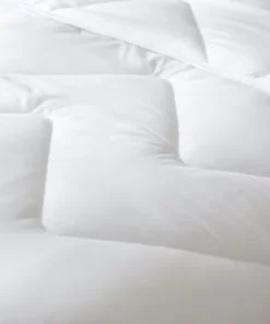 Abeil Couette Chaude Anti-acariens 200 X 200 Cm Polyester Blanc -Boutique Maisons du Monde couette chaude anti acariens 200 x 200 cm polyester blanc 2