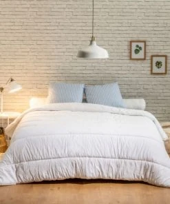 BLEU CALIN Couette Légère Anti-acariens 240x260cm -Boutique Maisons du Monde couette legere anti acariens 240x260cm 1