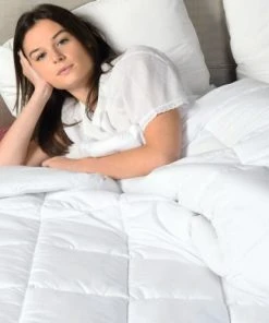 Sensei Maison Couette Naturelle CHAUDE 70% Duvet 240x220 Cm -Boutique Maisons du Monde couette naturelle chaude 70 duvet 240x220 cm 4