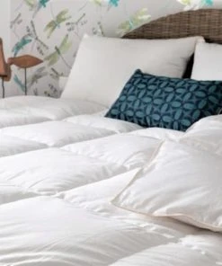 Castex Couette Naturelle Tempérée En Duvet Et Coton Bio 240x220 Cm -Boutique Maisons du Monde couette naturelle temperee en duvet et coton bio 240x220 cm 2