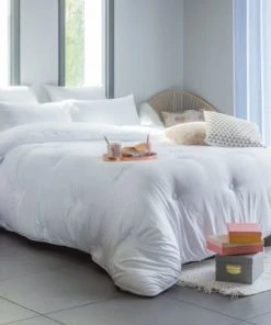 Montéléone Couette Synthétique Légère 140x200 Cm 9 Montéléone Couette Synthétique Légère 140x200 Cm -Boutique Maisons du Monde couette synthetique legere 140x200 cm 3