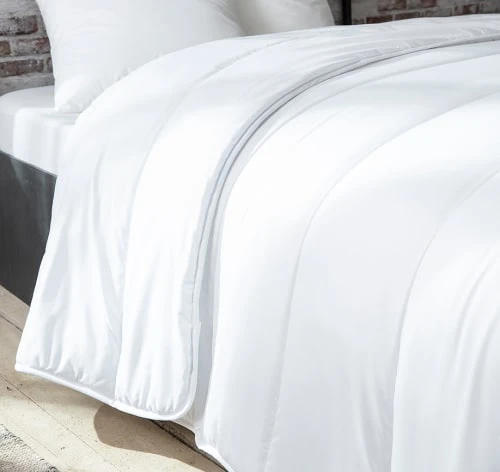 Abeil Couette Tempérée 240 X 260 Cm Polyester Blanc 5 Abeil Couette Tempérée 240 X 260 Cm Polyester Blanc – Image 3