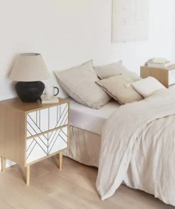 Alice's Garden Lot De 2 Tables De Chevet Décor Et Bois Blanc 10 Alice's Garden Lot De 2 Tables De Chevet Décor Et Bois Blanc -Boutique Maisons du Monde lot de 2 tables de chevet decor et bois blanc 2