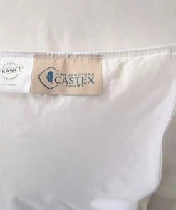 Castex Oreiller Naturel Mi-ferme En Plumes Et Duvet 50x70 Cm -Boutique Maisons du Monde oreiller naturel mi ferme en plumes et duvet 50x70 cm 2