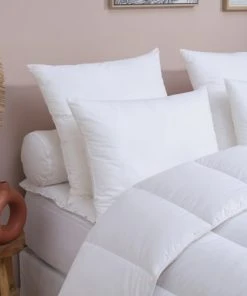 DODO Oreiller Touch Protect - Anti-Acariens - Moelleux 60x60 Cm -Boutique Maisons du Monde oreiller touch protect anti acariens moelleux 60x60 cm 1