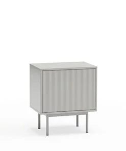 TEULAT Table De Chevet 1 Porte 2 Tiroirs En Bois Gris Clair -Boutique Maisons du Monde table de chevet 1 porte 2 tiroirs en bois gris clair 2