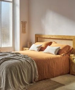 Hannun Table De Chevet Avec Etagère En épicéa Stratifié Couleur Beige -Boutique Maisons du Monde table de chevet avec etagere en epicea stratifie couleur beige 2