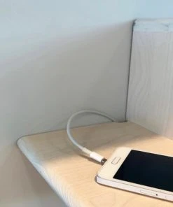 WOODEK Table De Chevet Avec étagère Sur Le Côté Gauche En Bouleau Blanc -Boutique Maisons du Monde table de chevet avec etagere sur le cote gauche en bouleau blanc 4