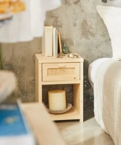 Hannun Table De Chevet Avec Tiroir En Bois D'épicéa De Couleur Beige -Boutique Maisons du Monde table de chevet avec tiroir en bois d epicea de couleur beige 4