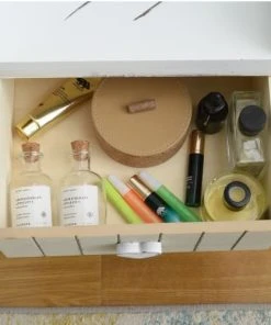 Mobili Rebecca Table De Chevet Coeur Avec 2 Tiroirs En MDF Blanc Et Beige Et Gris -Boutique Maisons du Monde table de chevet coeur avec 2 tiroirs en mdf blanc et beige et gris 3