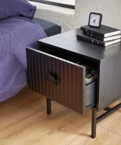 Alice's Garden Table De Chevet Effet Bois Rainuré Noir 10 Alice's Garden Table De Chevet Effet Bois Rainuré Noir -Boutique Maisons du Monde table de chevet effet bois rainure noir 2