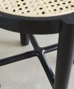 BOIS DESSUS BOIS DESSOUS Table De Chevet En Acajou Massif Et Cannage Noir -Boutique Maisons du Monde table de chevet en acajou massif et cannage noir 2