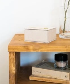 Hannun Table De Chevet En Bois D'épicéa De Couleur Marron Clair -Boutique Maisons du Monde table de chevet en bois d epicea de couleur marron clair 3