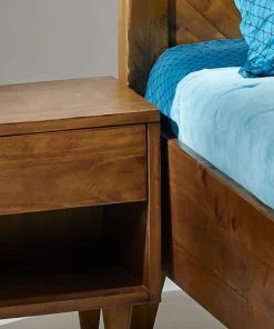 Robin Des Bois Table De Chevet En Bois Massif -Boutique Maisons du Monde table de chevet en bois massif 3