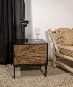 Now’s Home Table De Chevet En Métal Noir Et Porte En Teck Recyclé -Boutique Maisons du Monde table de chevet en metal noir et porte en teck recycle 2