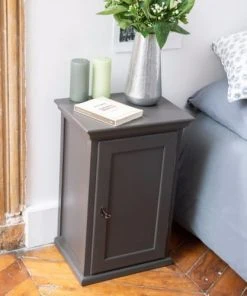 Passage Vernet Table De Chevet Parisienne En Pin Gris -Boutique Maisons du Monde table de chevet parisienne en pin gris 3