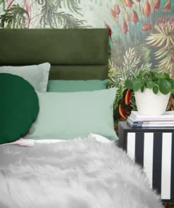 RNT By Really Nice Things Tête De Lit En Contreplaqué Et Velours Couleur Vert Sauge. 9 RNT By Really Nice Things Tête De Lit En Contreplaqué Et Velours Couleur Vert Sauge. -Boutique Maisons du Monde tete de lit en contreplaque et velours couleur vert sauge 1